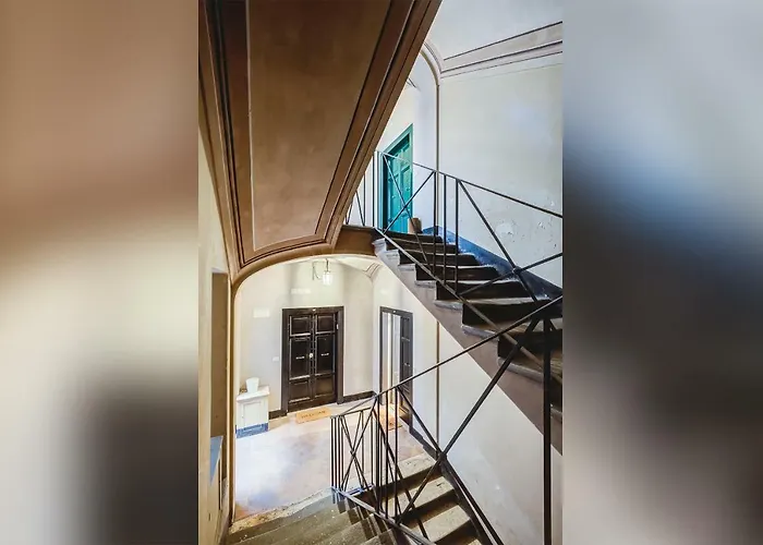 Spanish Steps Luxury Apartment